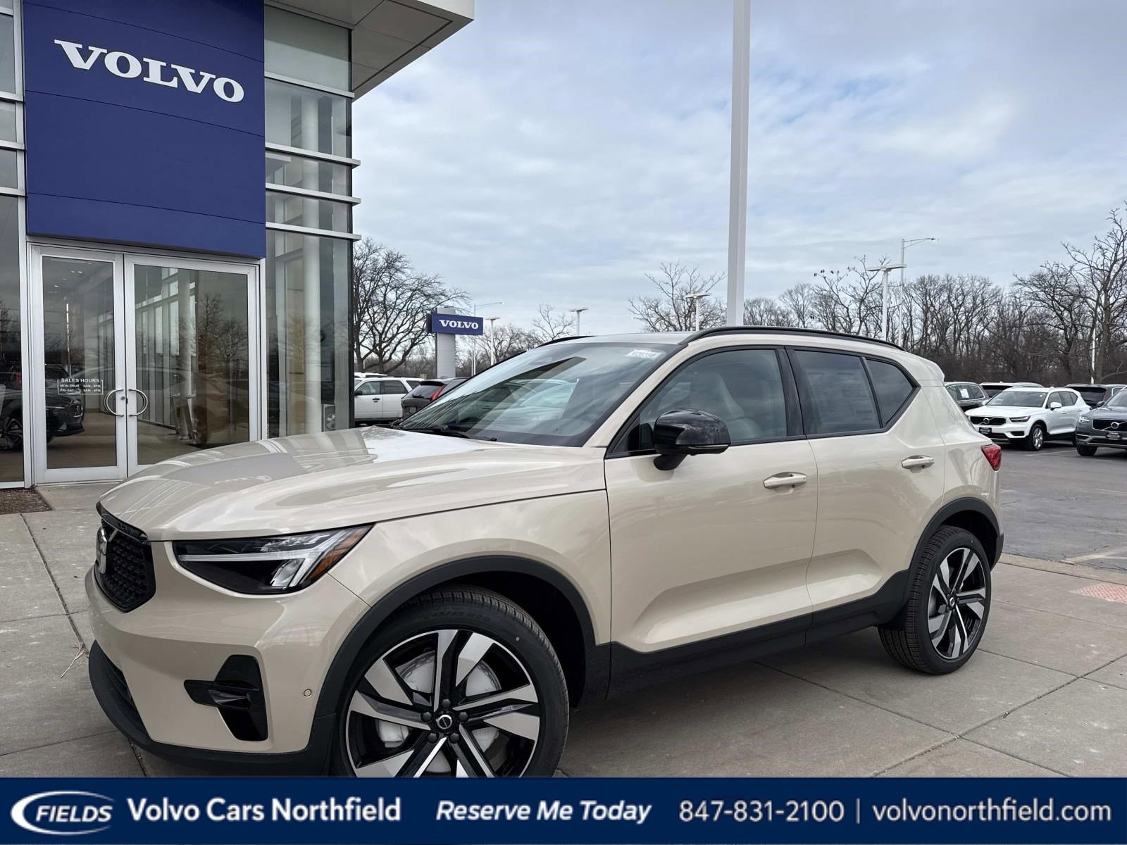 2026 Volvo XC40 SUV 