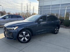 2023 Volvo XC60 Recharge Plug-In Hybrid T8 Plus Dark Theme SUV