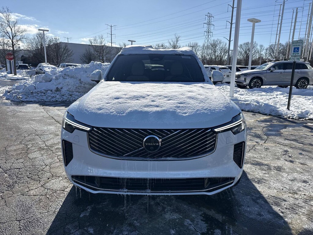 New 2026 Volvo XC90 plug-in hybrid T8 Plus 7-Seater SUV