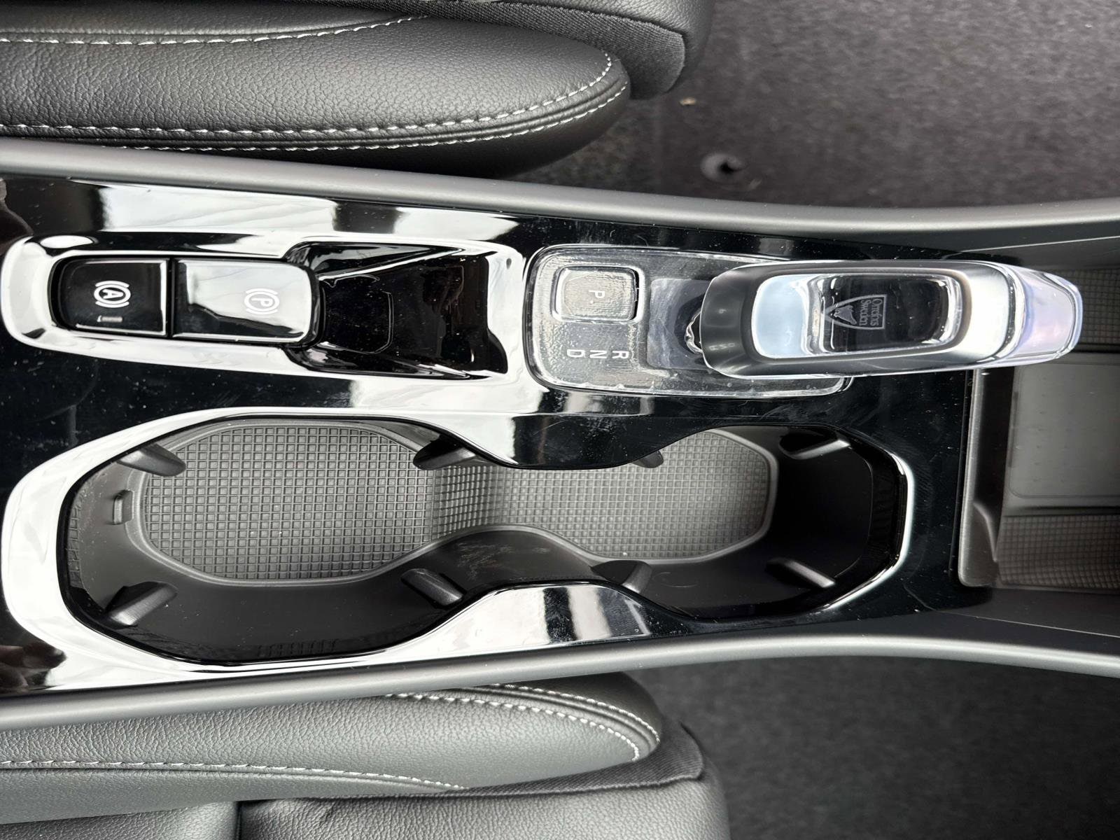 2026 Volvo XC40 Ultra - Photo 29