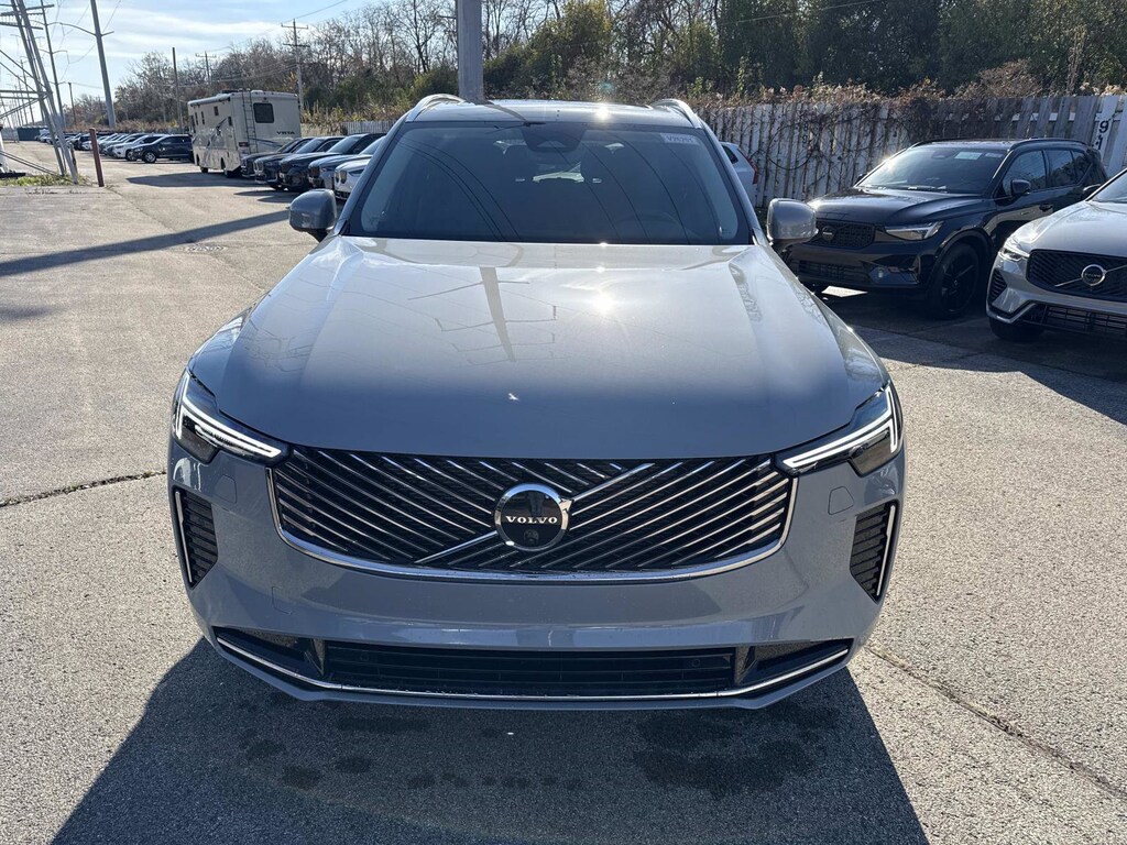 New 2026 Volvo XC90 B6 Plus 7-Seater SUV