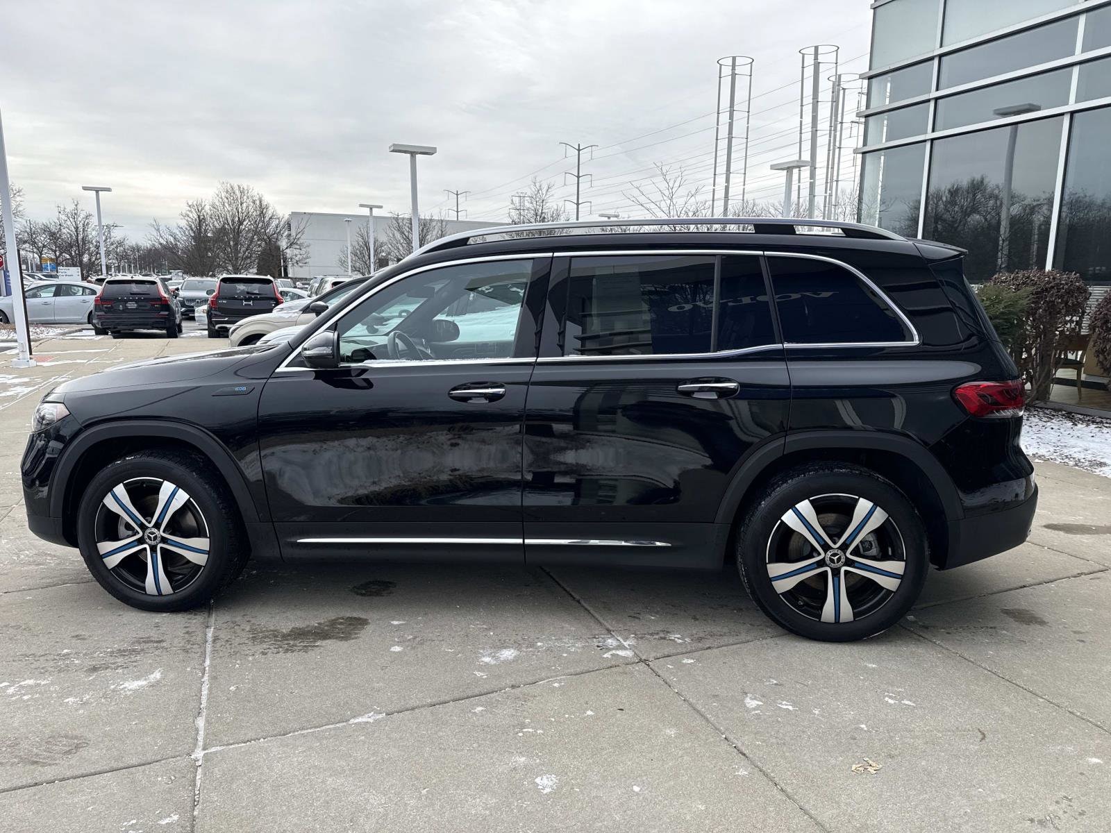 Used 2022 Mercedes-Benz EQB Base with VIN W1N9M0KB5NN007636 for sale in Northfield, IL