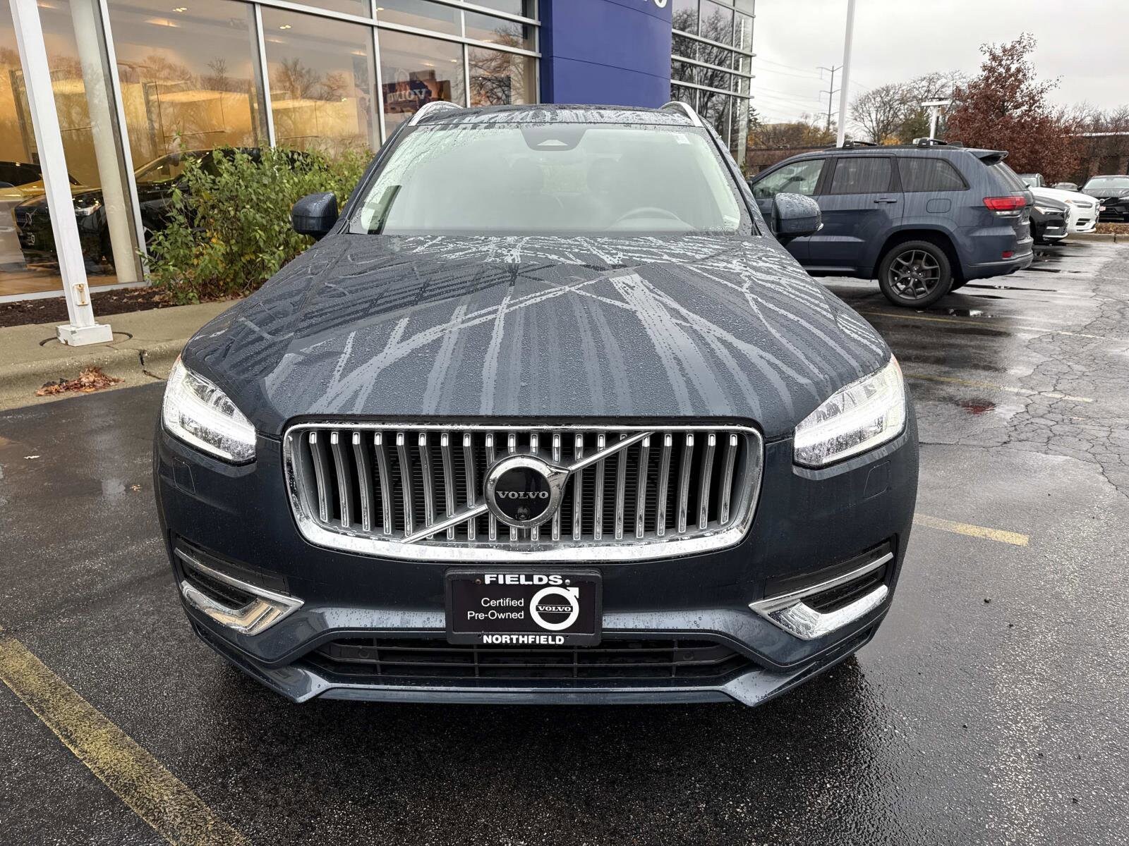 2024 Volvo XC90 Plus photo 2