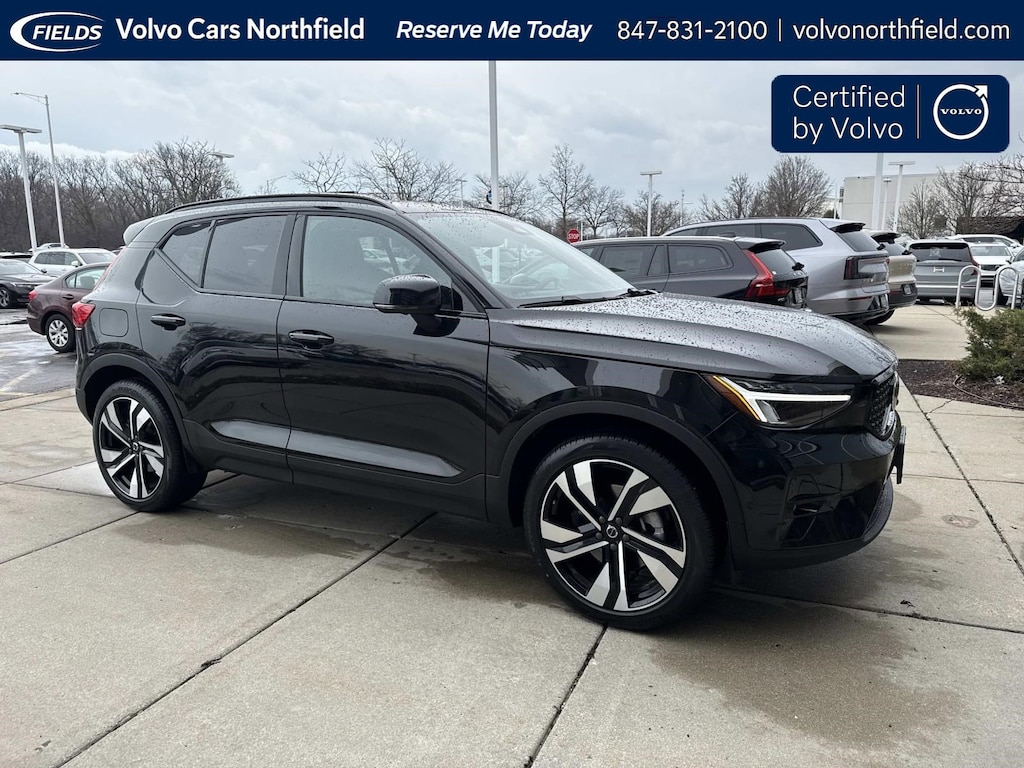 Certified 2025 Volvo XC40 B5 Plus Dark Theme SUV