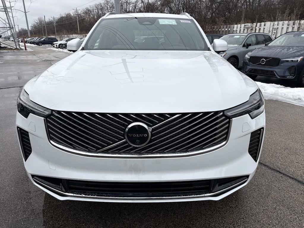 New 2026 Volvo XC90 plug-in hybrid T8 Plus 7-Seater SUV