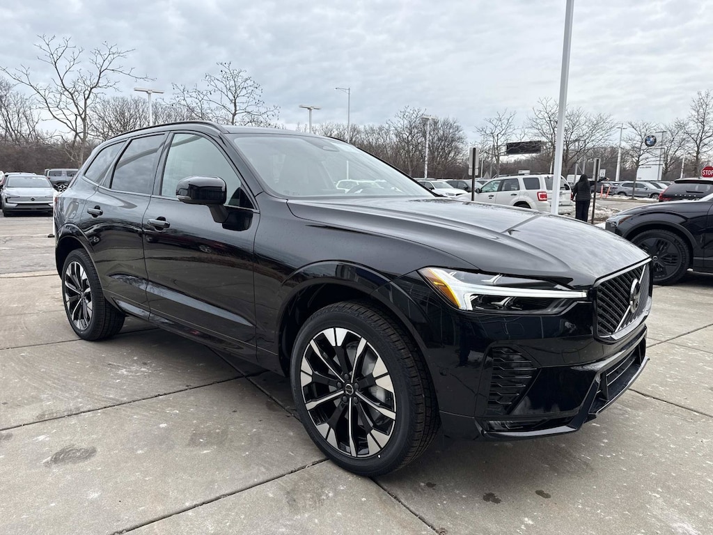 New 2026 Volvo XC60 B5 Plus SUV