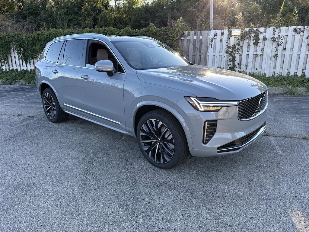 New 2026 Volvo XC90 B6 Plus 7-Seater SUV