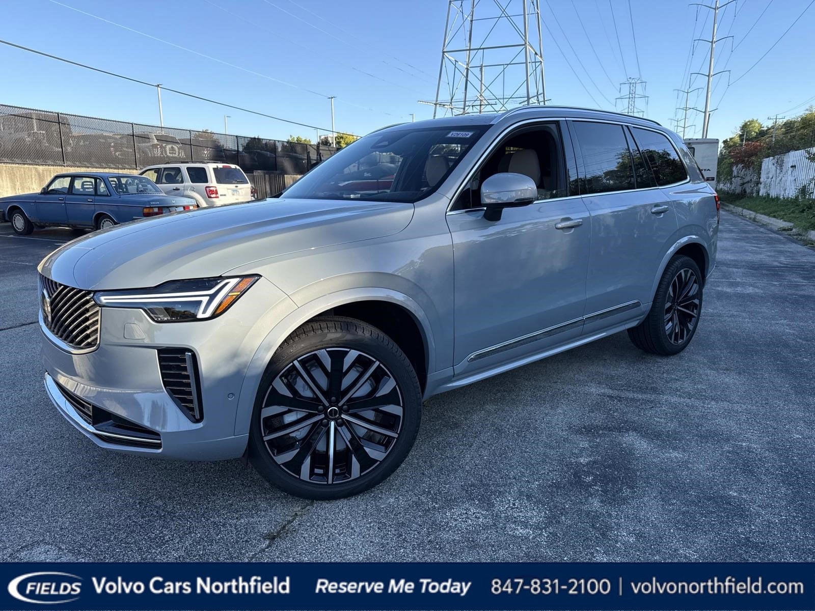 2026 Volvo XC90 Plus's photo