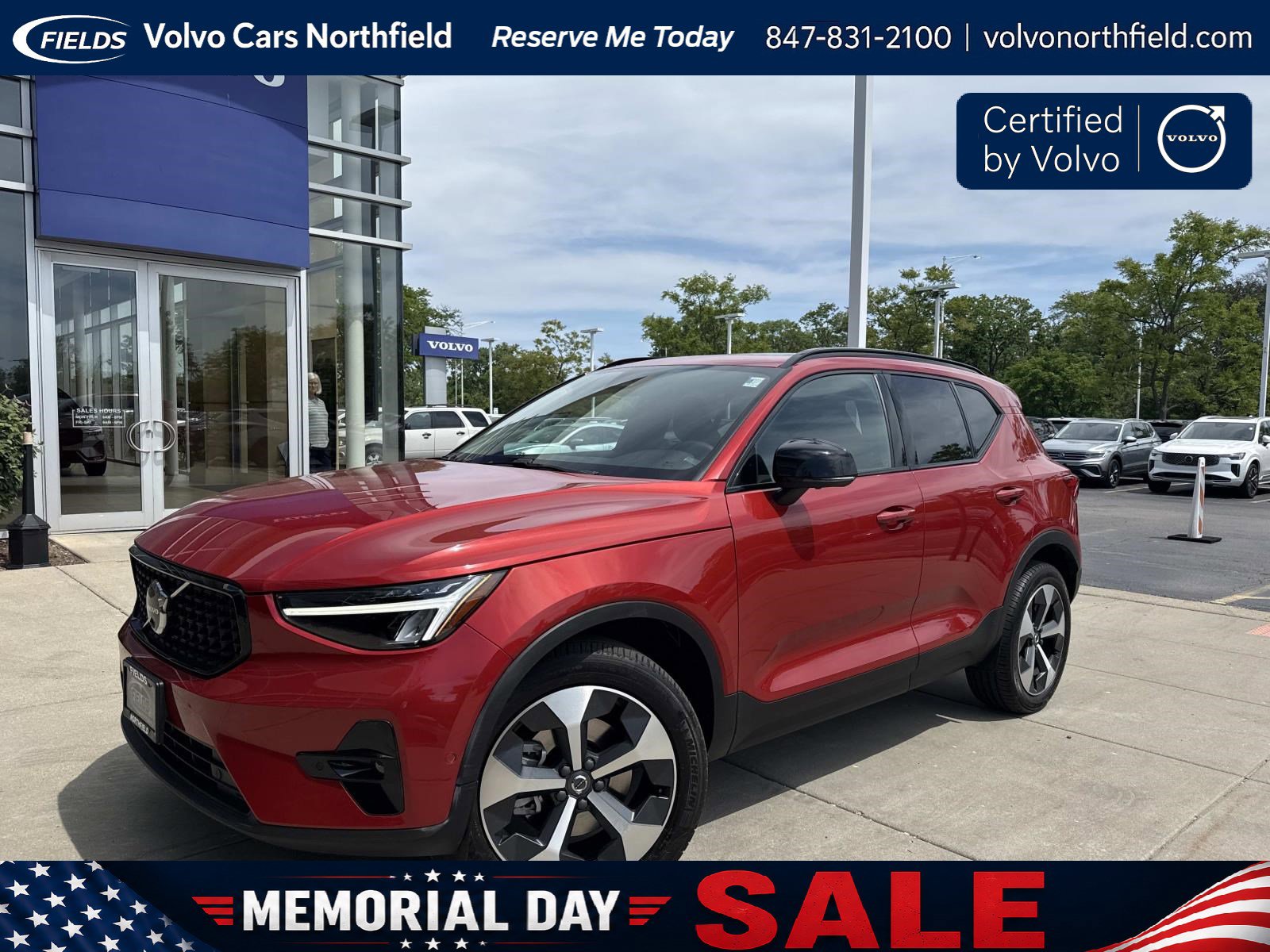 2023 Volvo XC40 B5 Plus Dark AWD's photo