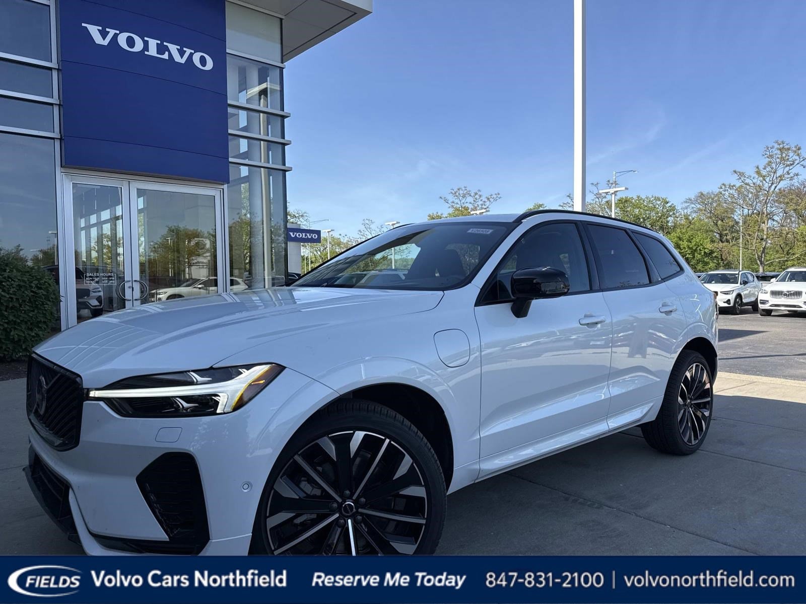 2026 Volvo XC60 T8 Ultra Dark AWD's photo