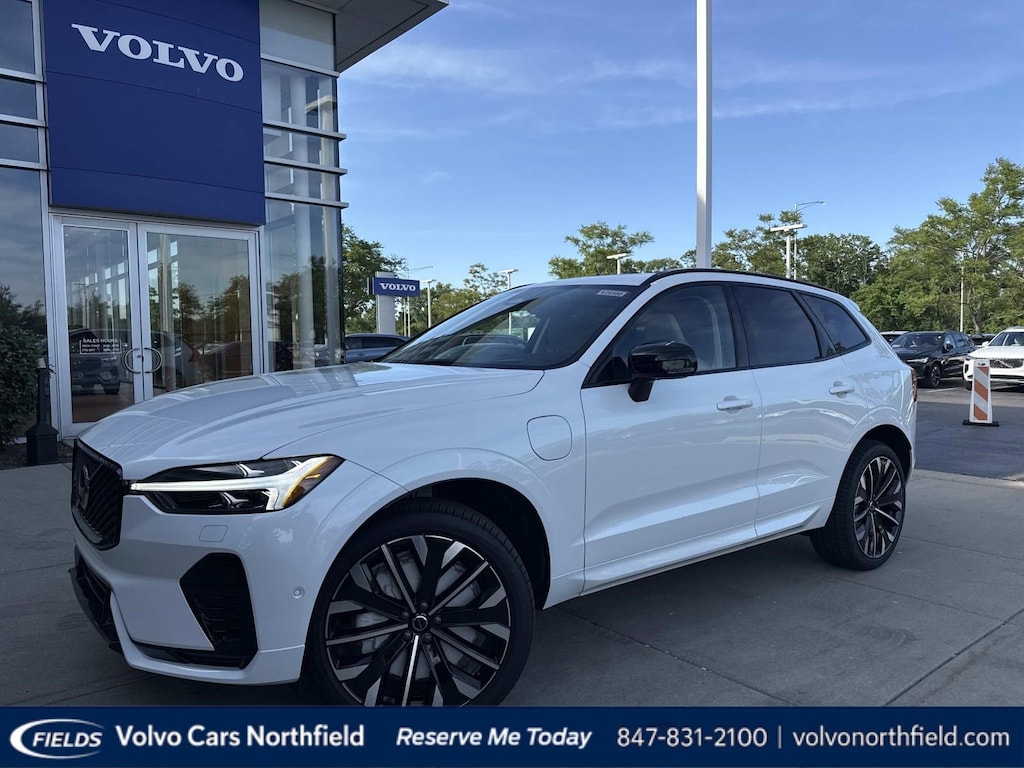 New 2026 Volvo XC60 plug-in hybrid T8 Ultra SUV