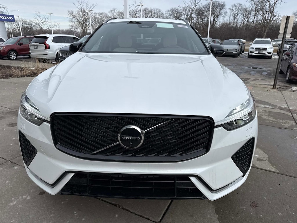 New 2026 Volvo XC60 B5 Plus SUV