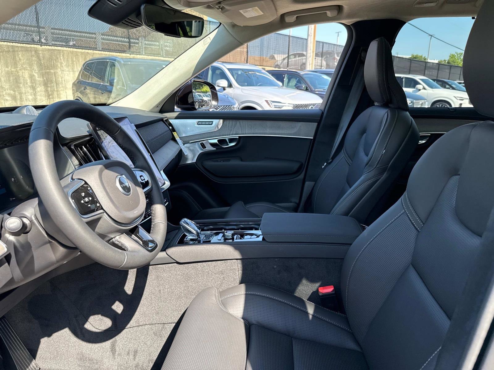2026 Volvo XC90 Ultra - Photo 21