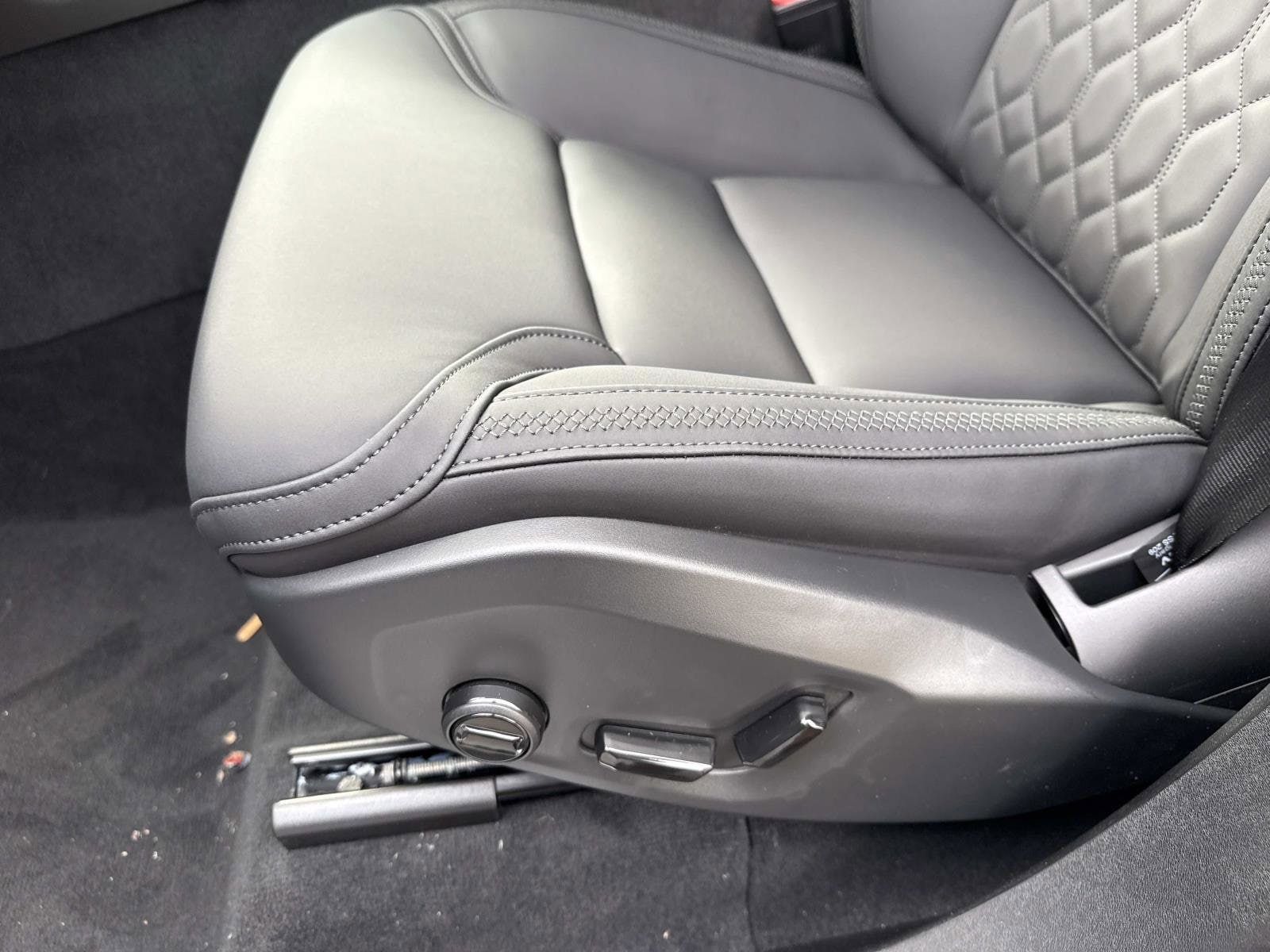 2026 Volvo XC90 Plus - Photo 19
