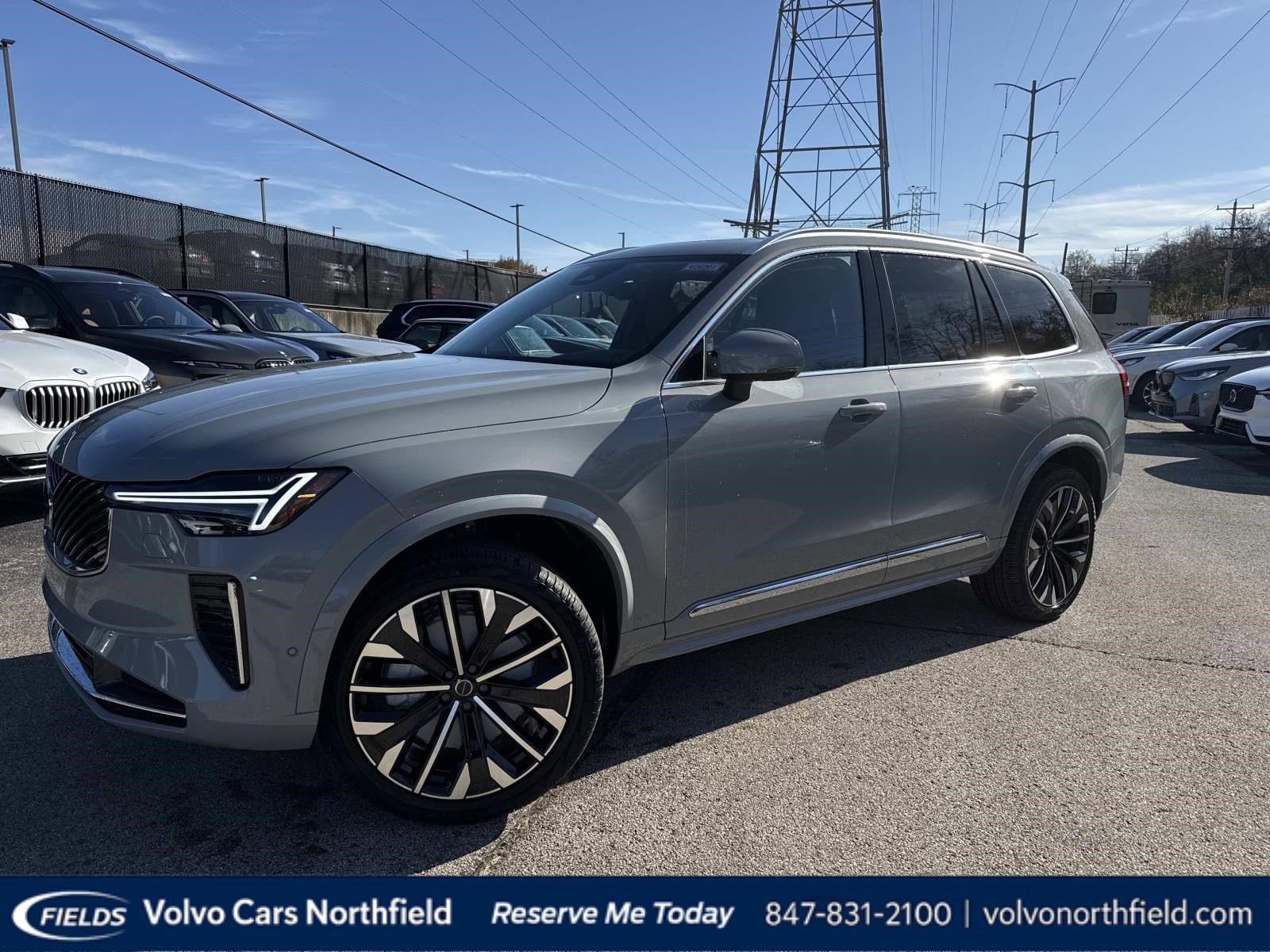 2026 Volvo XC90 Plus's photo