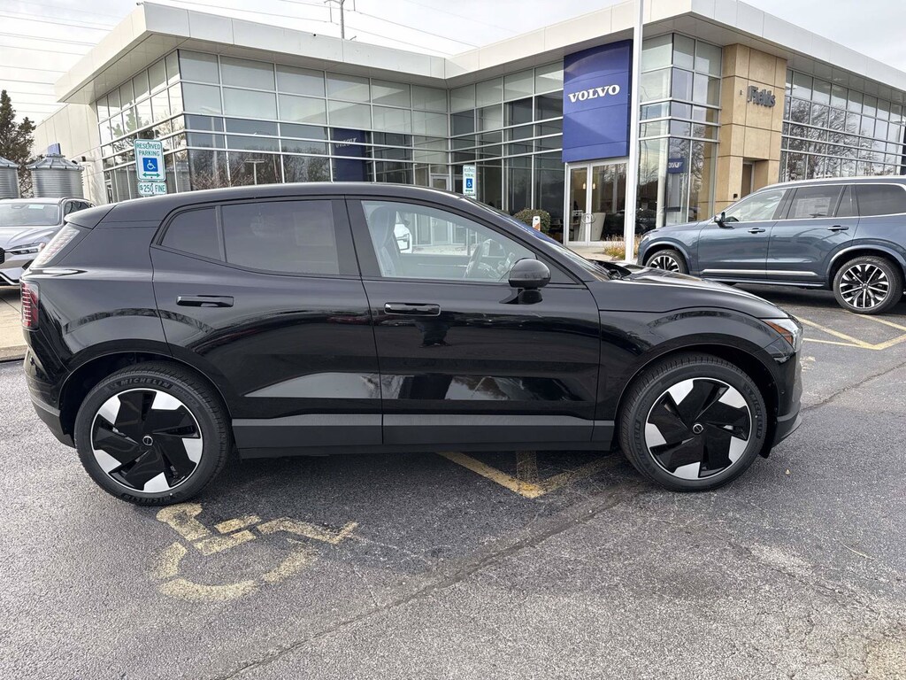New 2026 Volvo EX30 Twin Motor Ultra SUV