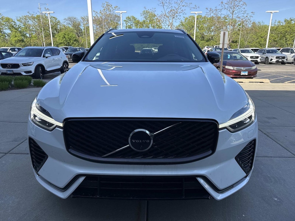 New 2026 Volvo XC60 plug-in hybrid T8 Ultra SUV