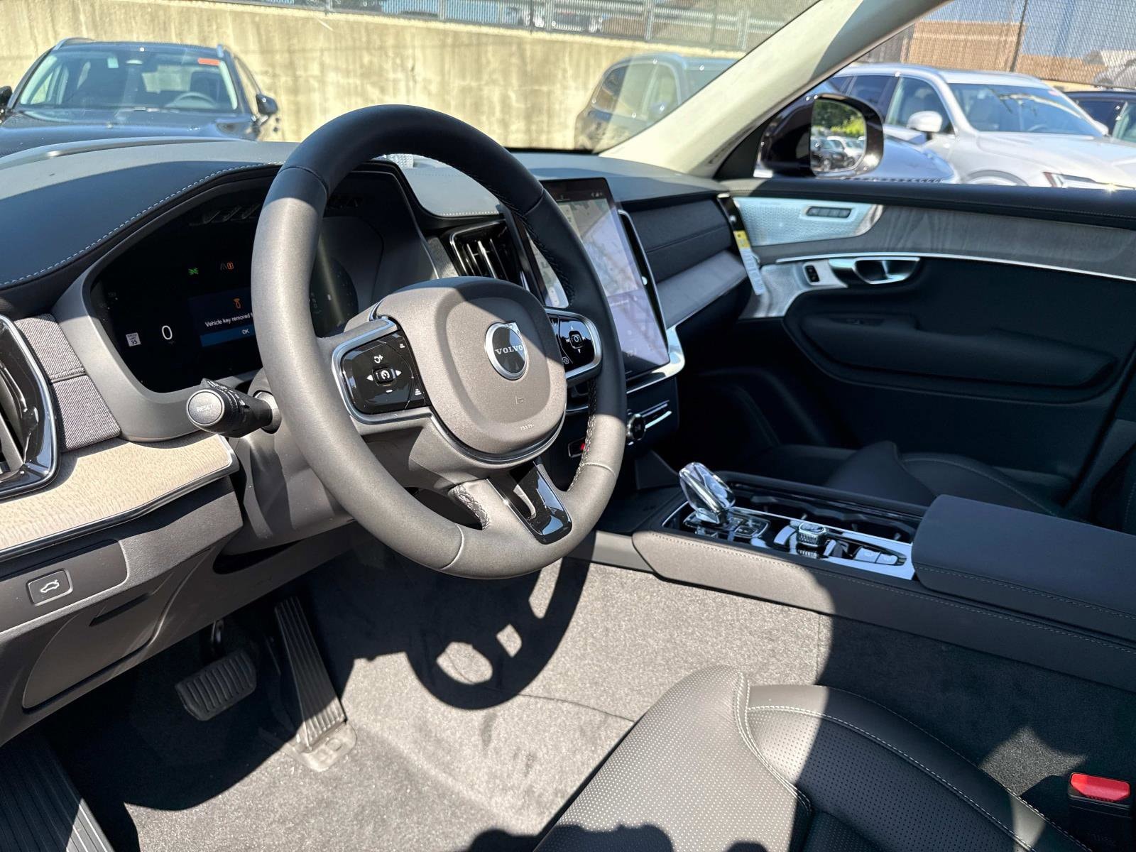 2026 Volvo XC90 Ultra - Photo 22