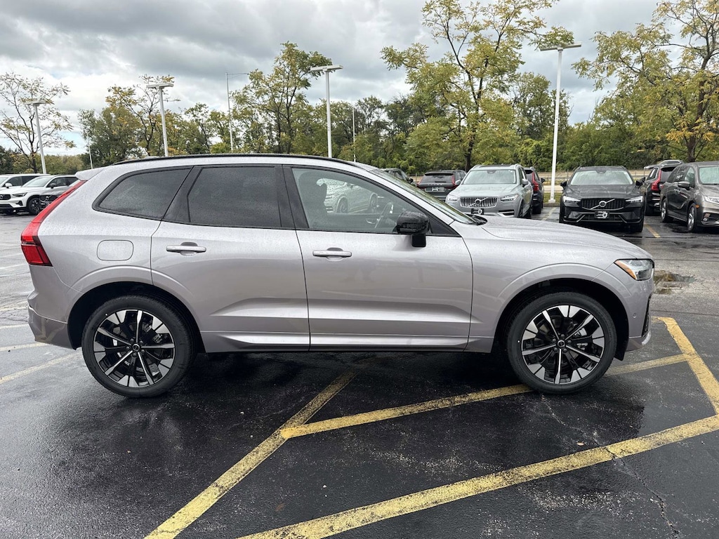 New 2026 Volvo XC60 B5 Plus SUV