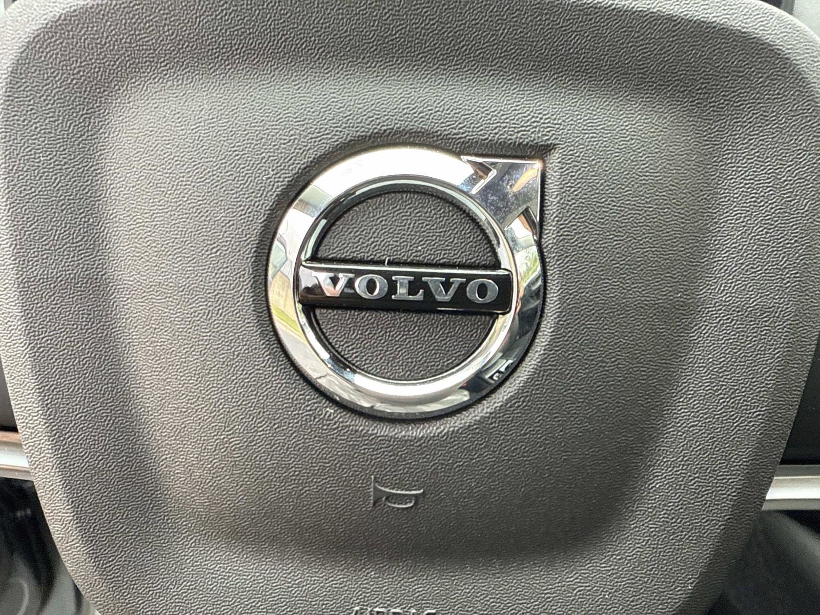 2026 Volvo XC40 Ultra - Photo 35
