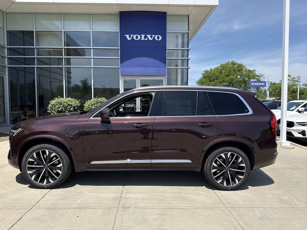 New 2026 Volvo XC90 plug-in hybrid T8 Plus 7-Seater SUV