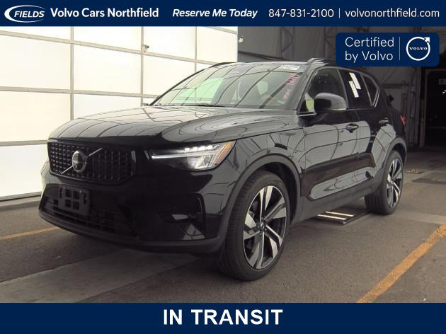 2025 Volvo XC40