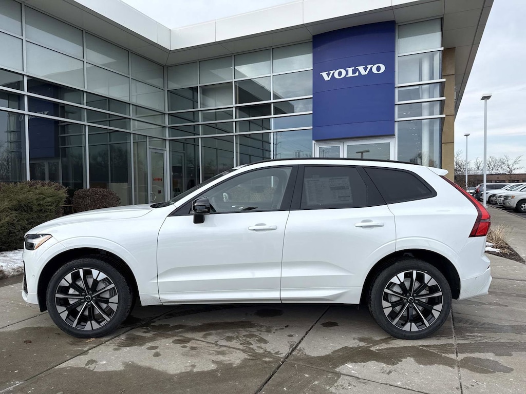 New 2026 Volvo XC60 B5 Plus SUV
