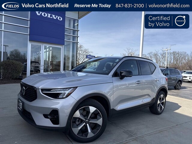 2023 Volvo XC40 B5 Plus Dark Theme SUV