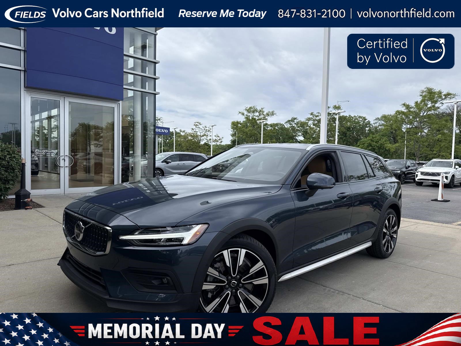 2025 Volvo V60 Cross Country B5 Ultra AWD's photo