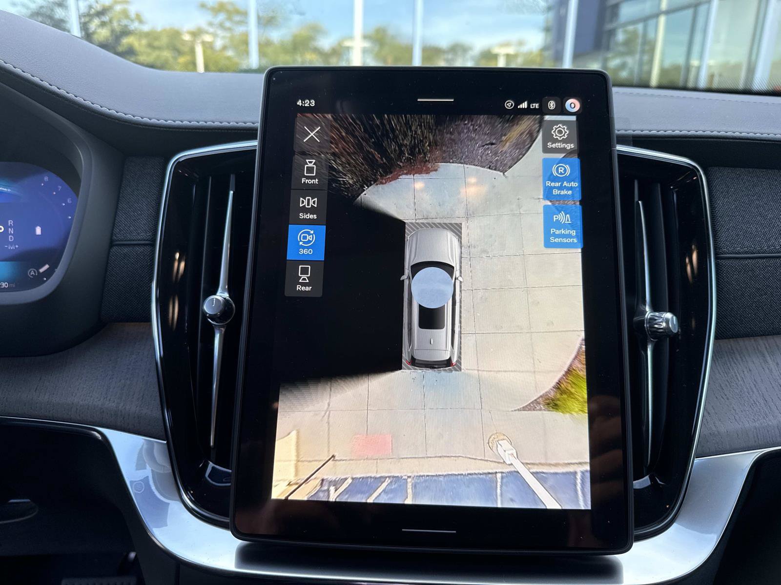 Vehicle thumbnail