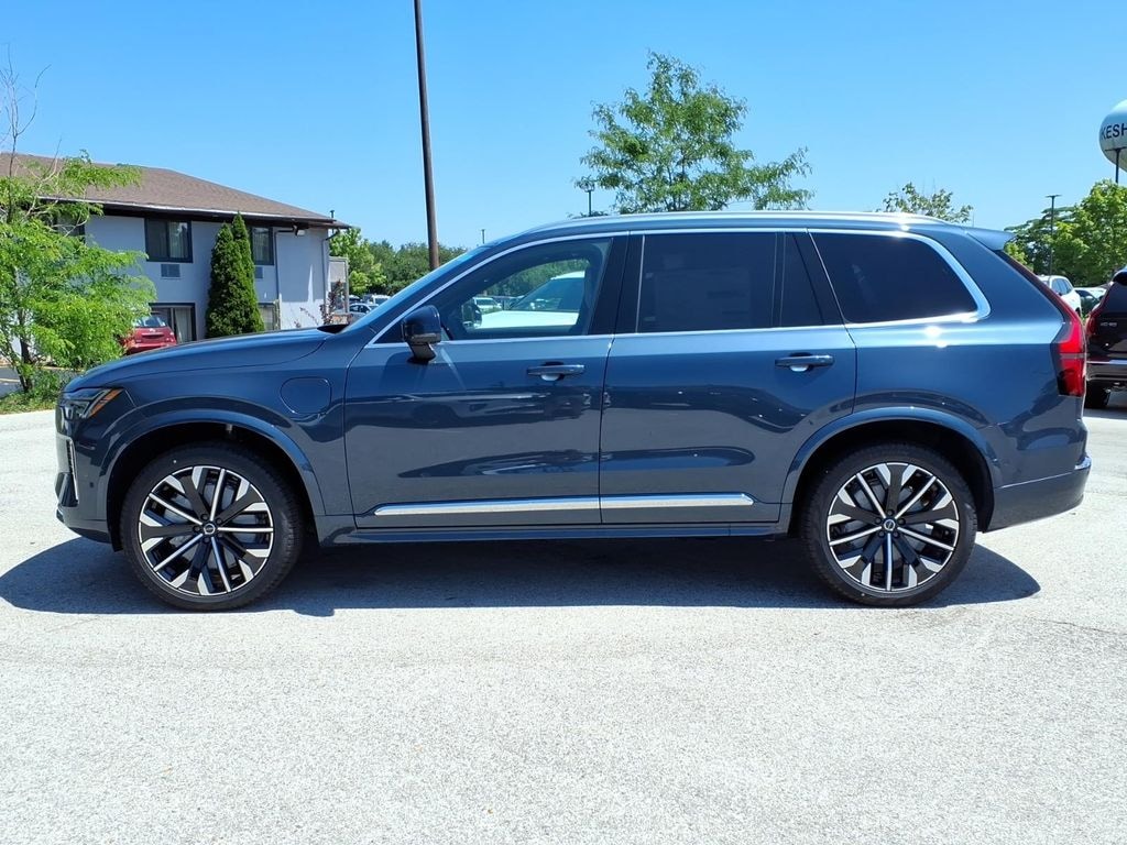 New 2026 Volvo XC90 plug-in hybrid T8 Plus 7-Seater SUV