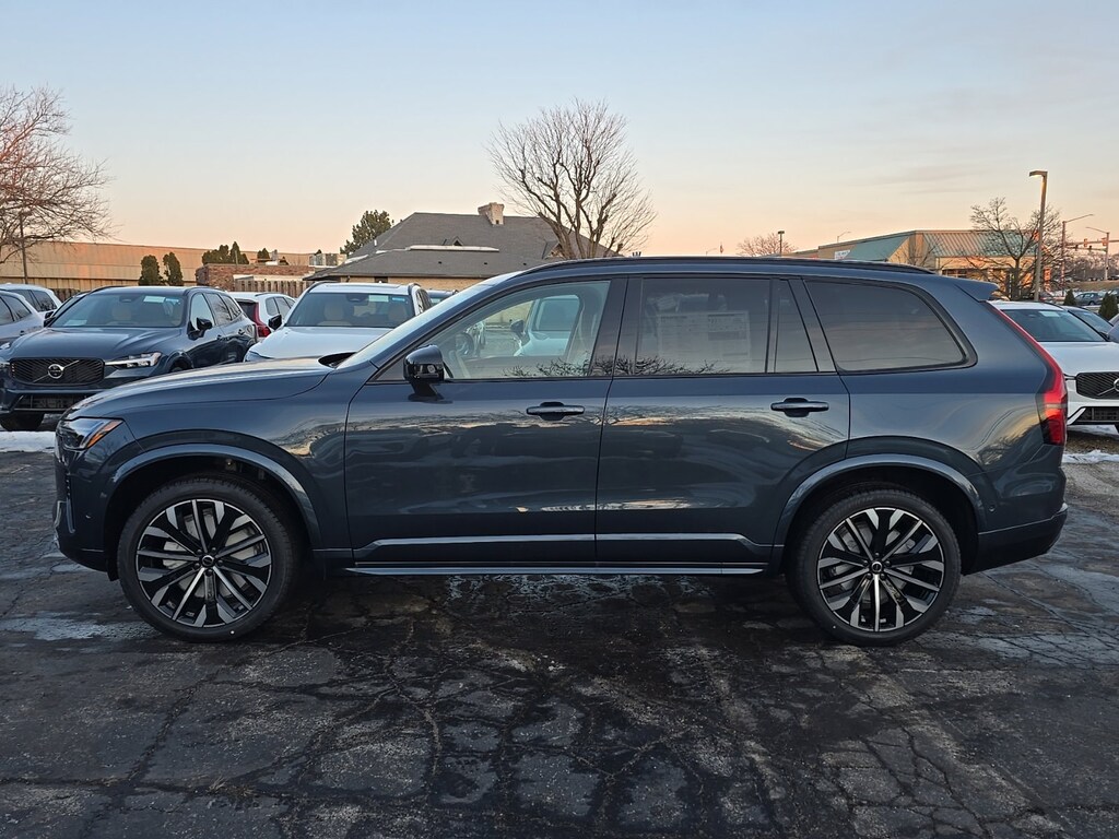 New 2026 Volvo XC90 B6 Ultra Dark Theme 7-Seater SUV