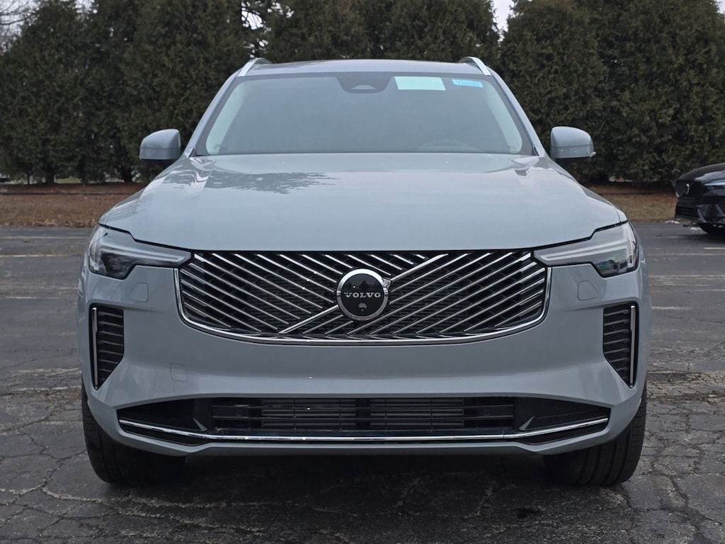 New 2026 Volvo XC90 plug-in hybrid T8 Plus 7-Seater SUV