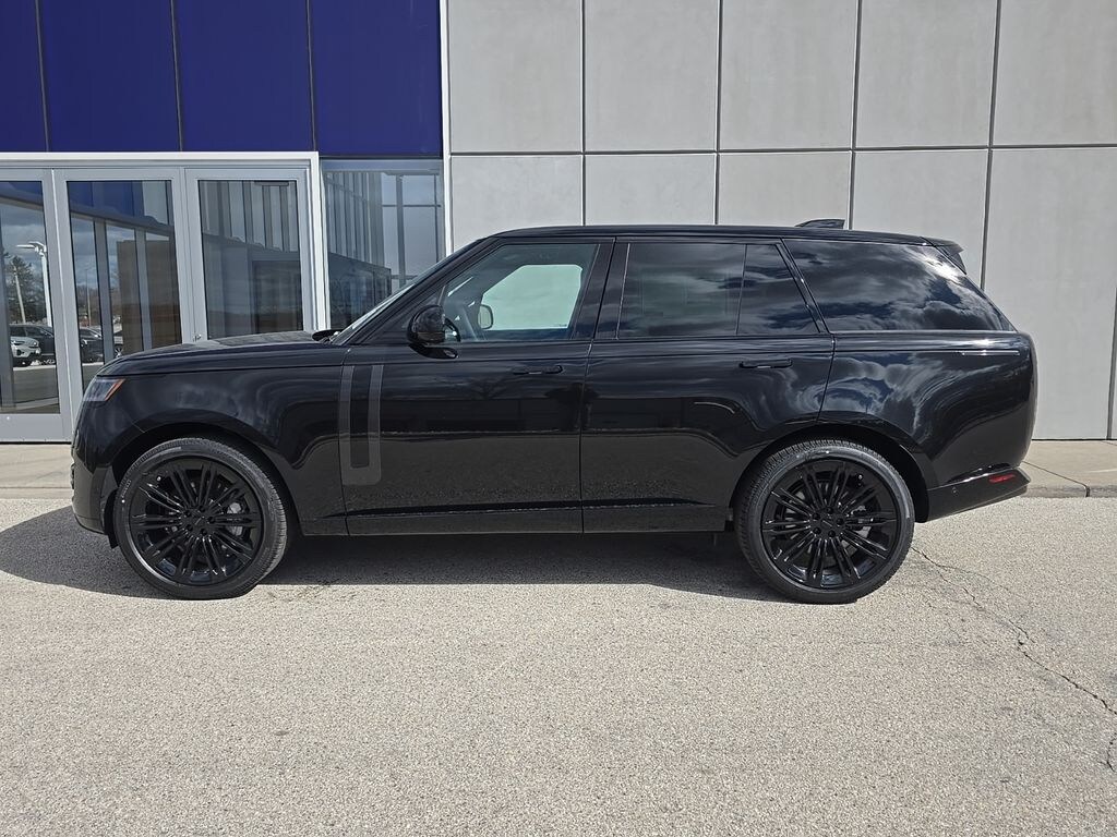 Used 2026 Land Rover Range Rover SE SUV
