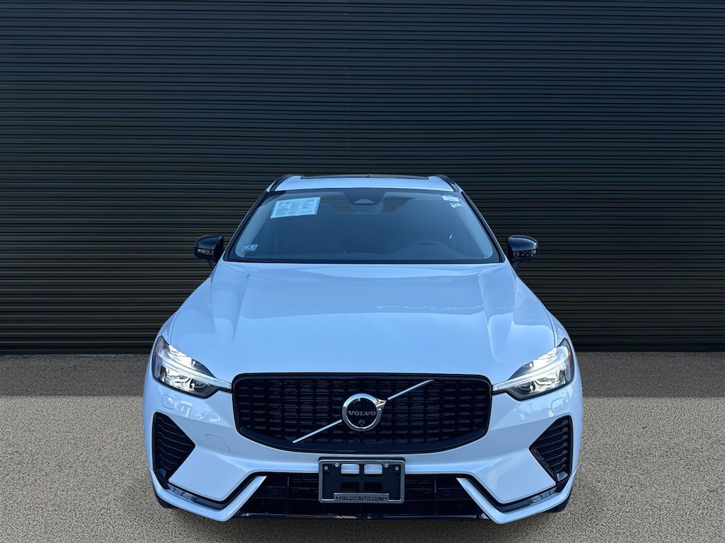 Used 2025 Volvo XC60 Plus B5 AWD Plus