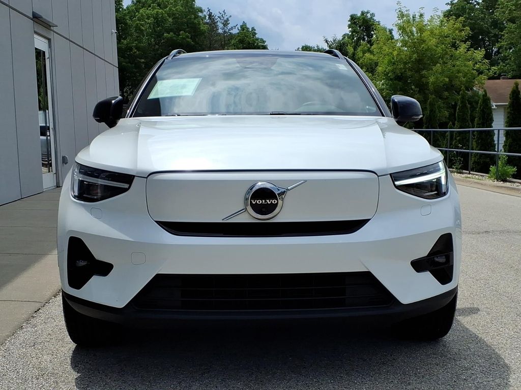 Certified 2023 Volvo XC40 Ultimate with VIN YV4ED3UM4P2098602 for sale in Waukesha, WI