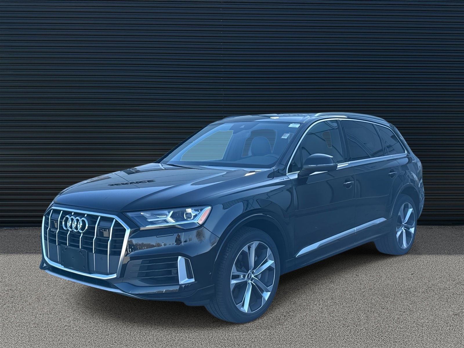2022 Audi Q7 Premium Plus's photo