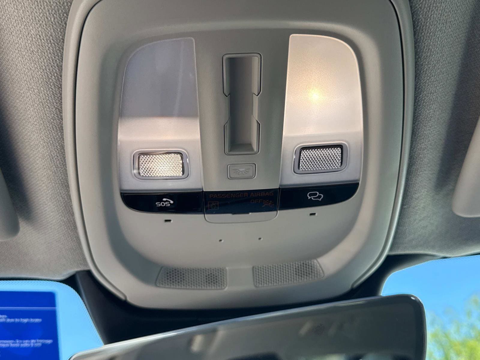 2026 Volvo XC40 Ultra - Photo 25