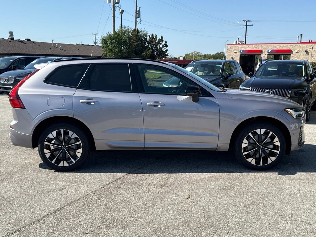 New 2026 Volvo XC60 B5 Plus SUV