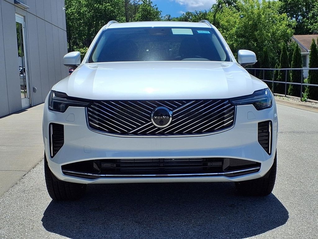 New 2026 Volvo XC90 plug-in hybrid T8 Plus 7-Seater SUV