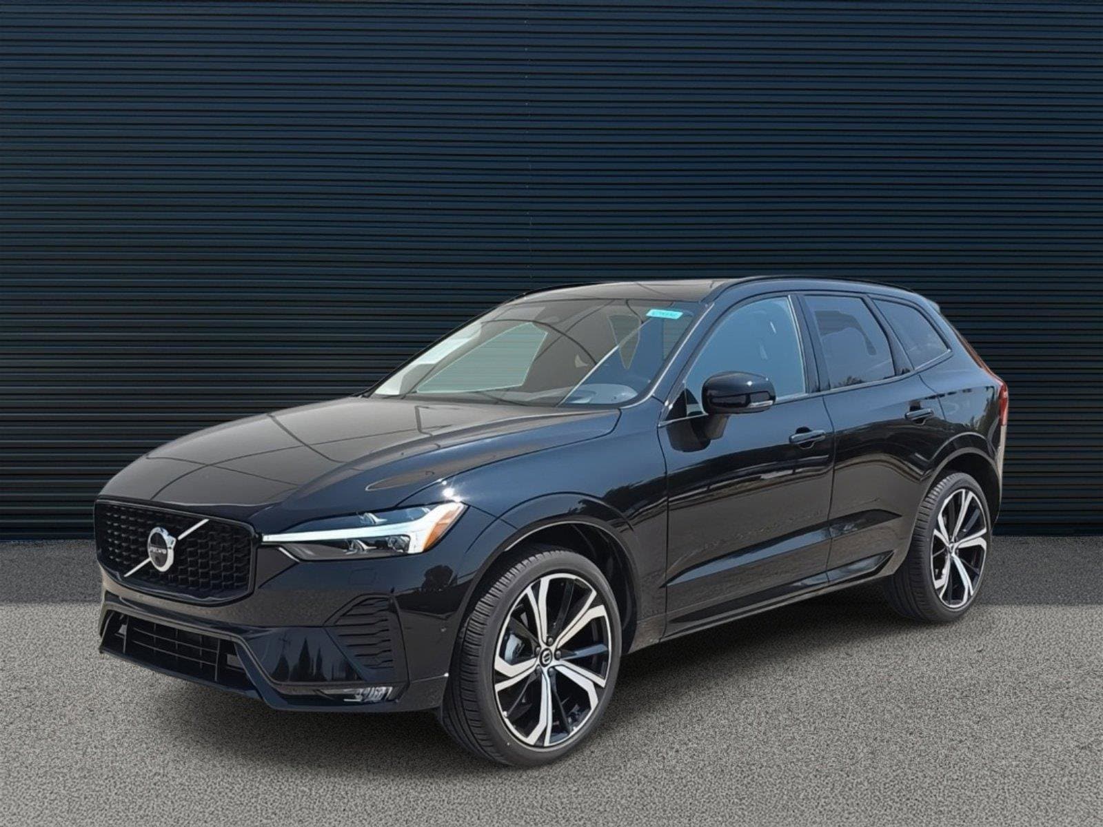 2025 Volvo XC60 Ultra's photo