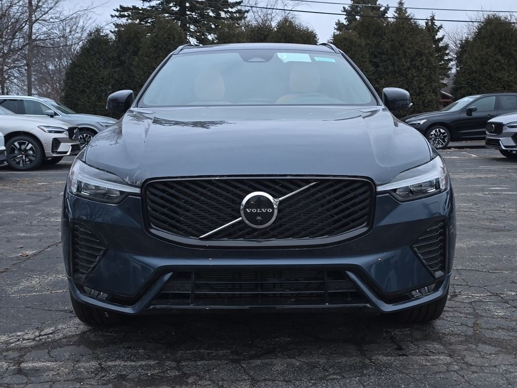 New 2026 Volvo XC60 B5 Plus SUV