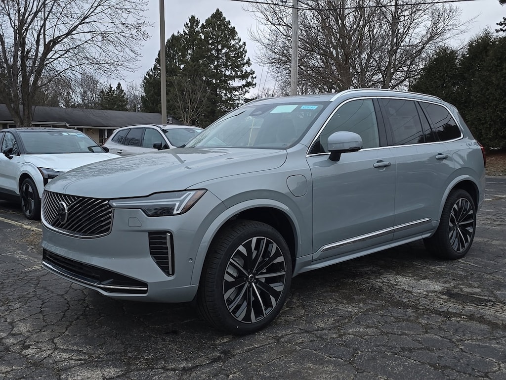 New 2026 Volvo XC90 plug-in hybrid T8 Plus 7-Seater SUV