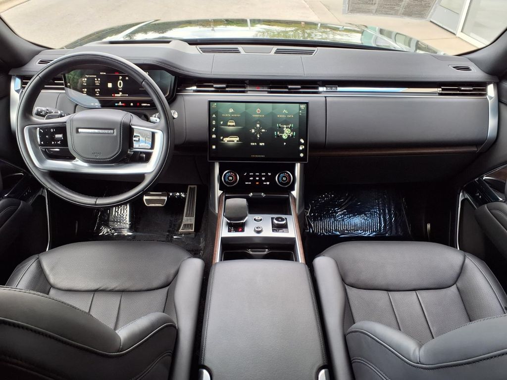 2023 Land Rover Range Rover SE - Photo 9
