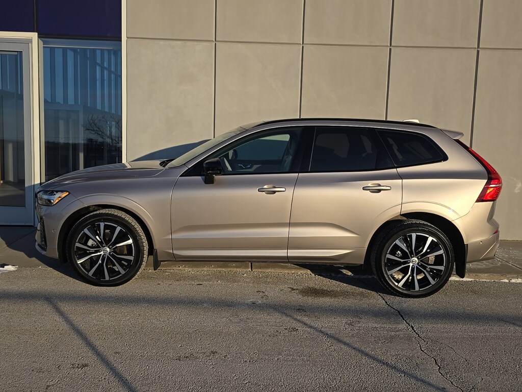 Used 2025 Volvo XC60 Plus B5 AWD Plus