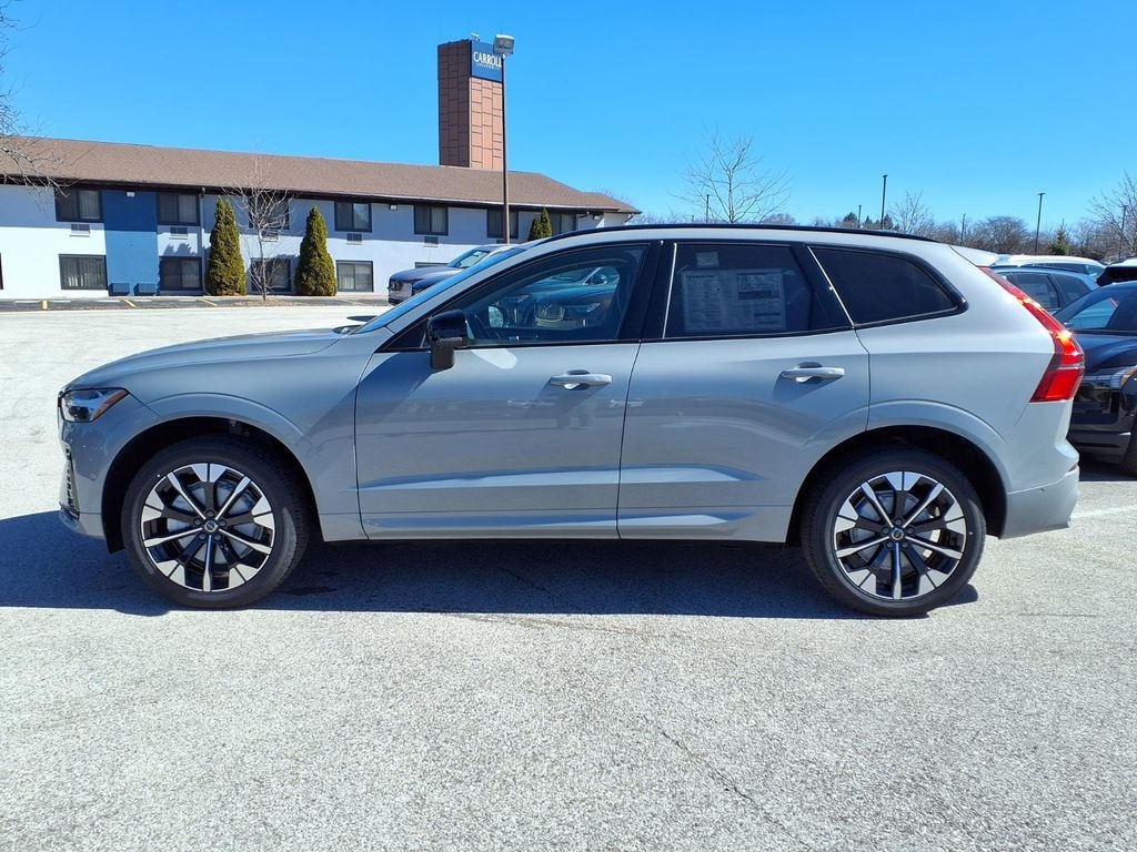 New 2026 Volvo XC60 B5 Plus SUV