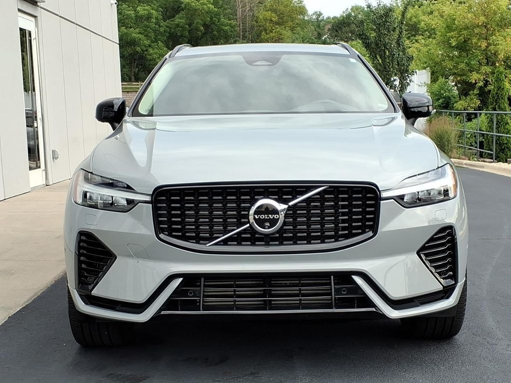Certified 2025 Volvo XC60 Plug-In Hybrid T8 Ultra SUV