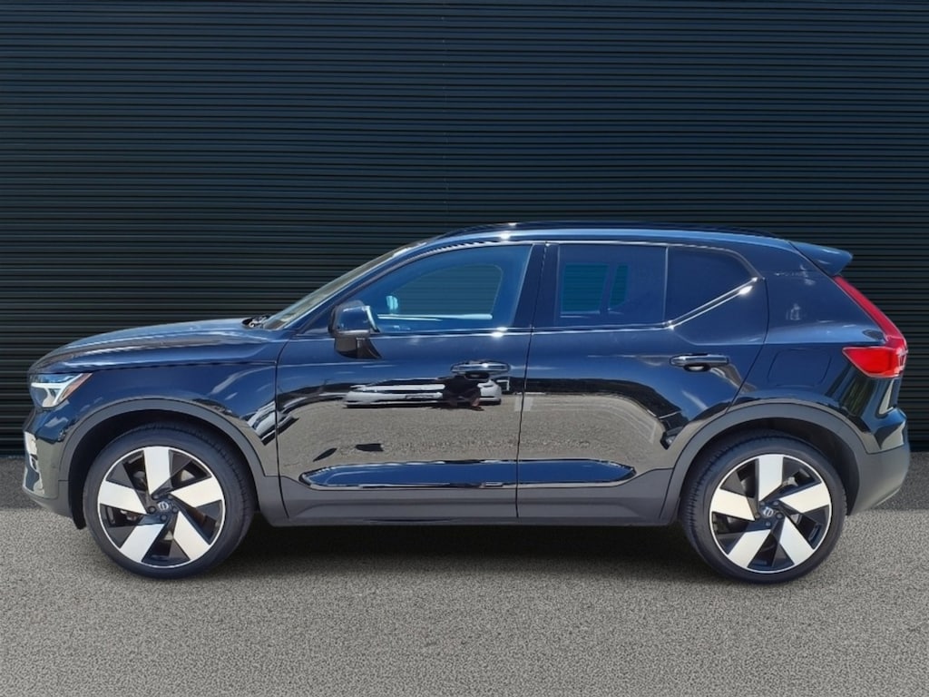 Certified 2023 Volvo XC40 Recharge Pure Electric Ultimate Twin eAWD Ultimate