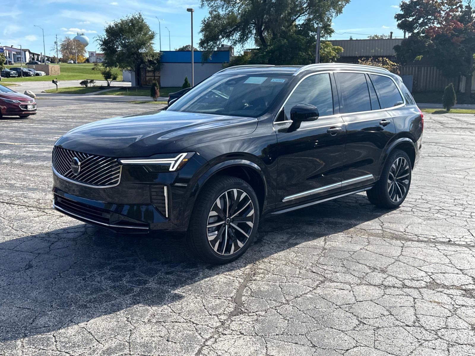2026 Volvo XC90 Plus's photo