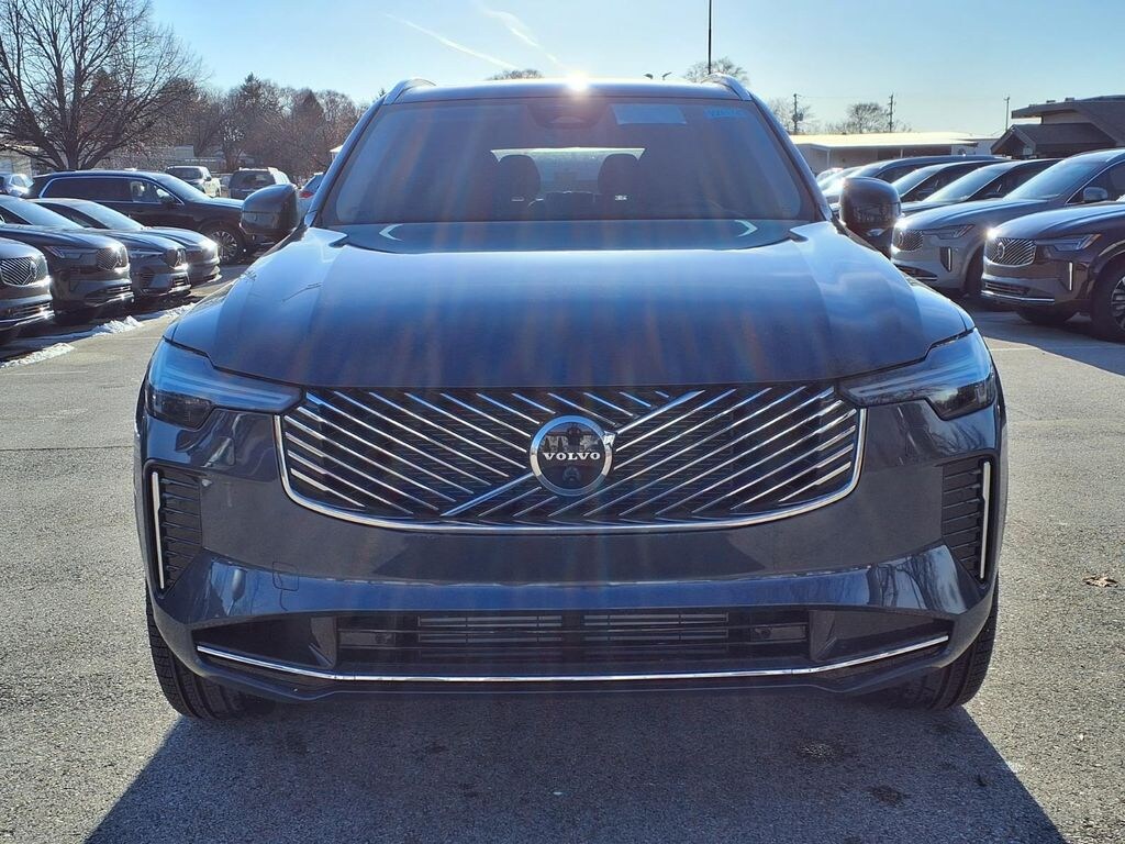 New 2026 Volvo XC90 plug-in hybrid T8 Plus 7-Seater SUV